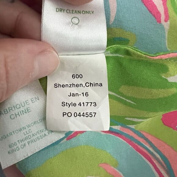 Lilly Women's Elsa Silk Blouse Size XXS Pink Green Elephant Print So A Peeling - Picture 4 of 10